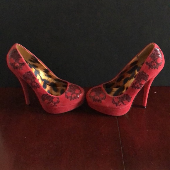 Iron Fist Red Skull Shoes - Picture 3 of 5